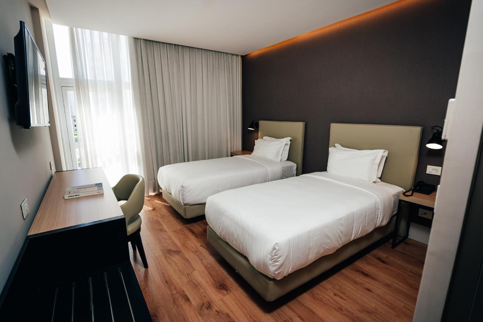Palmaroga Hotel Asuncion, Tapestry Collection By Hilton Luaran gambar