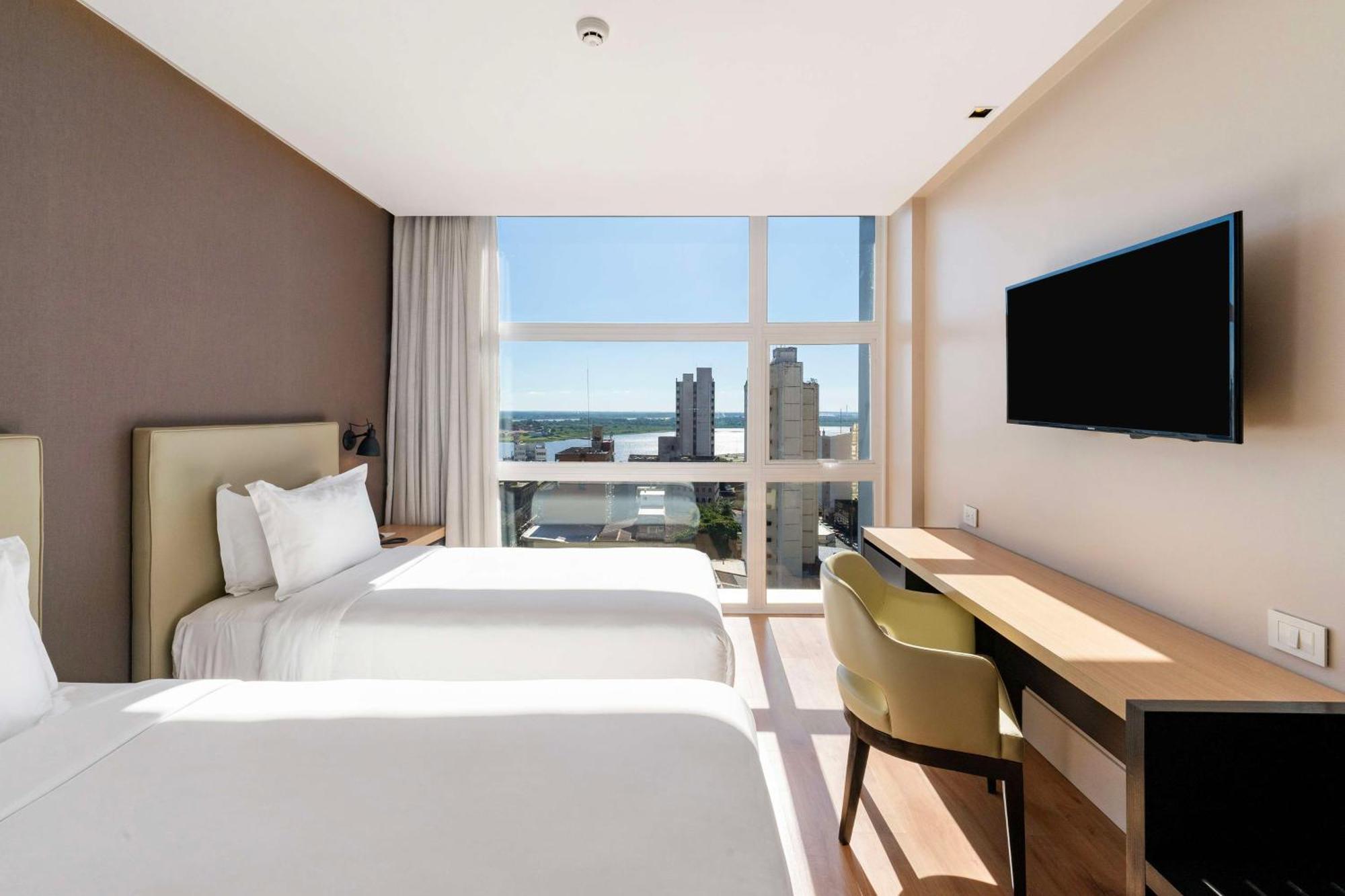Palmaroga Hotel Asuncion, Tapestry Collection By Hilton Luaran gambar
